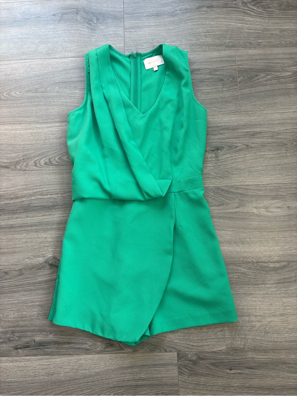 Skies Are Blue Women’s Green V-Neck Wrap Romper Dress XS